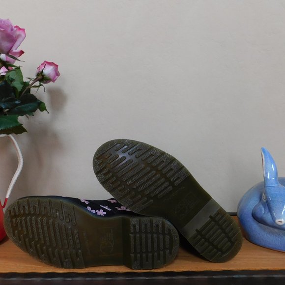 Dr Doc Martens Page Meadow pink cherry blossom floral canvas festival boots NWOT - Picture 12 of 16